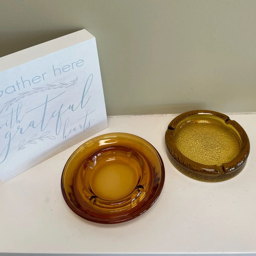 Vintage Ashtrays Beautiful Heavyweight Collectors Set 2 Pc Brown Amber Glass
